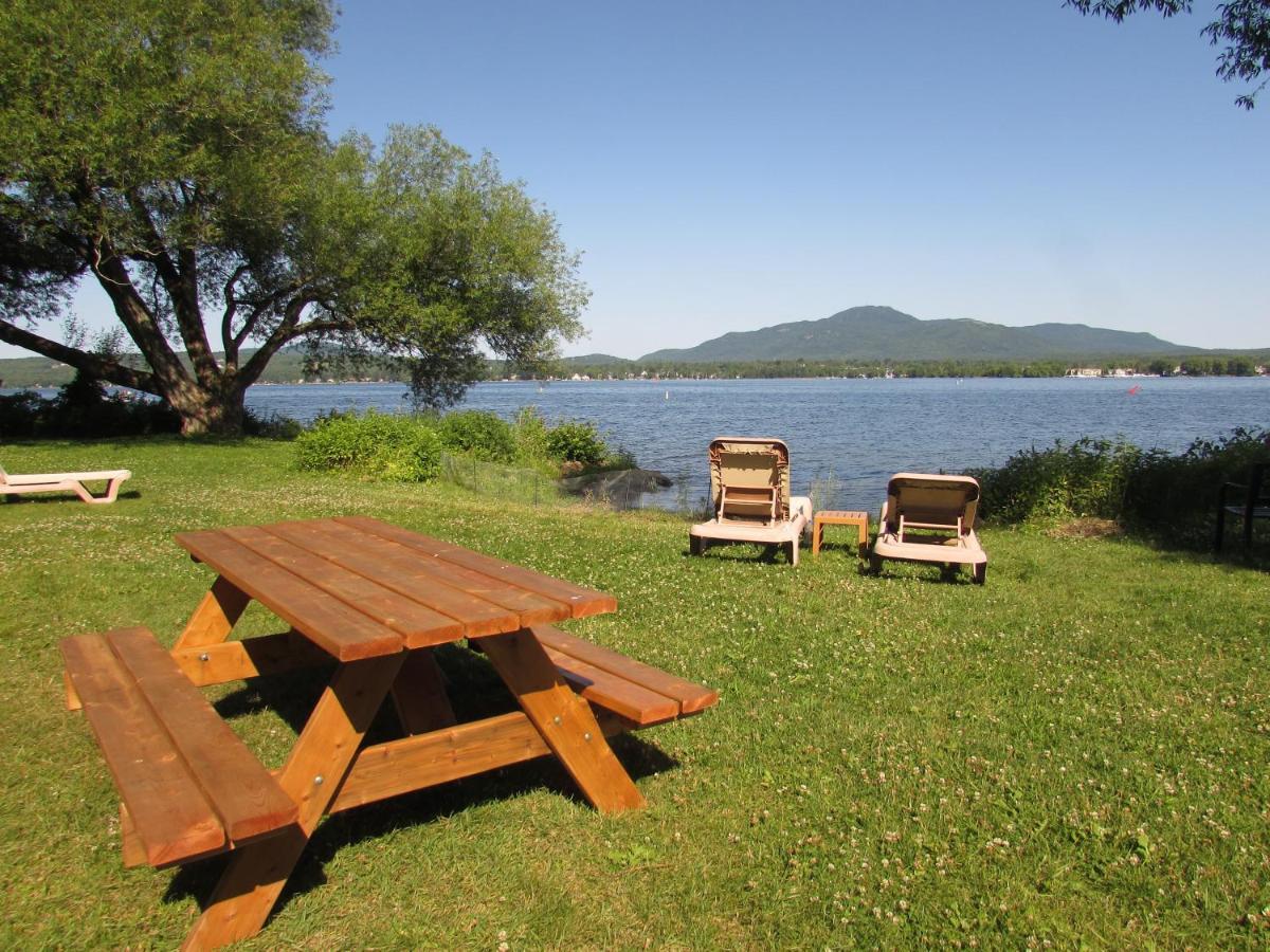 Superbe condo bord de l'eau à Magog Extérieur photo